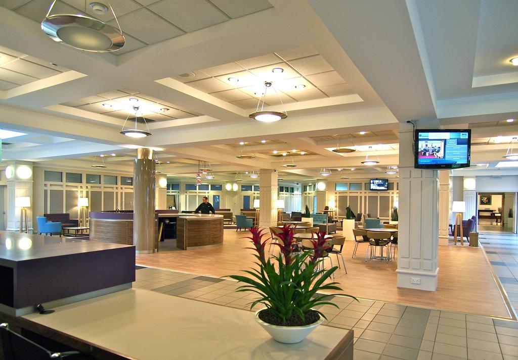 The Golden Jubilee Hotel Clydebank Esterno foto